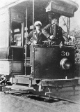 u021